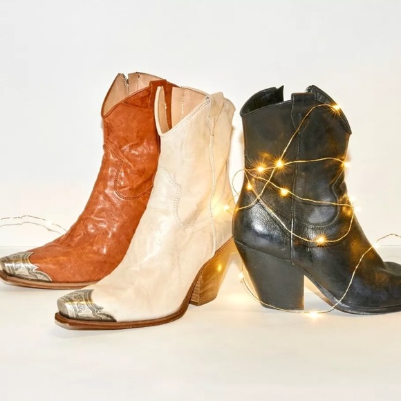 Free People Brayden Western Boot Metallic Black Leather Pewter Etched Tip Zip - Picture 4 of 10